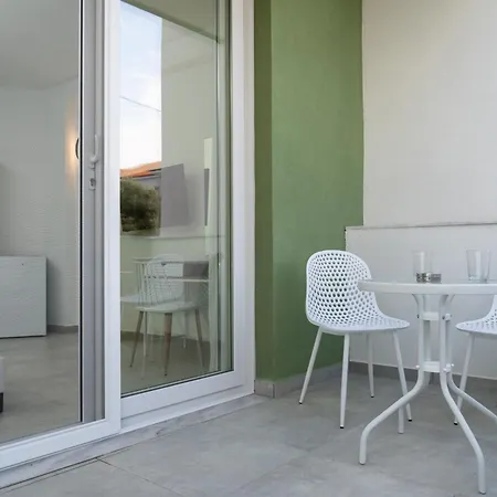 Bluegreen Eco * Ofrínion